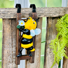 Load image into Gallery viewer, Bumble Bee Pot Hugger
