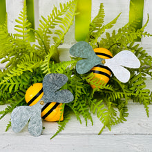 Load image into Gallery viewer, Wood Bumble Bees / Set of 2
